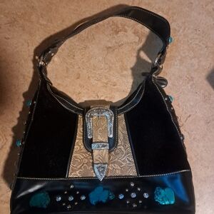 Elegant Black and Gold Women's Bag